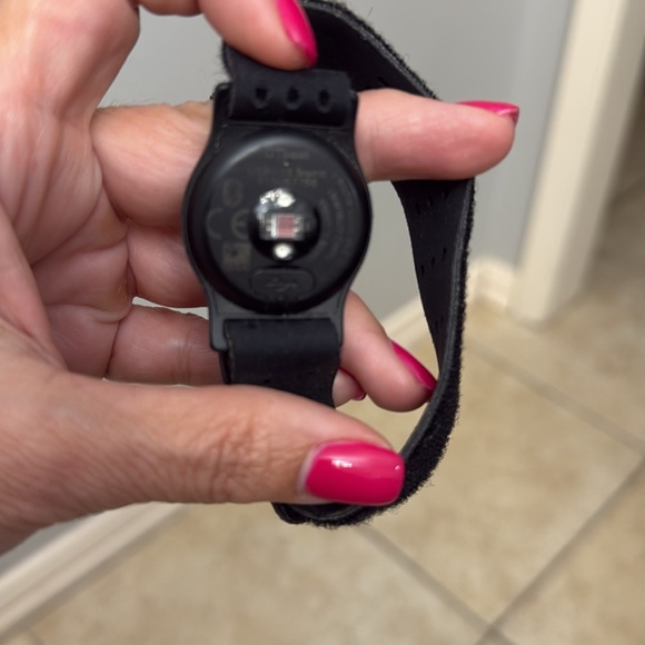 Like new, Orange Theory Fitness arm band, heart rate monitor. - Picture 2 of 3